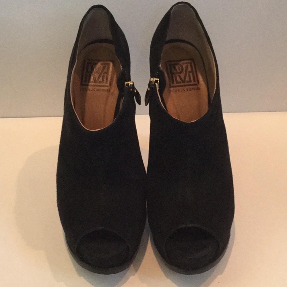 Pour La Victoire black suede peep toe heels